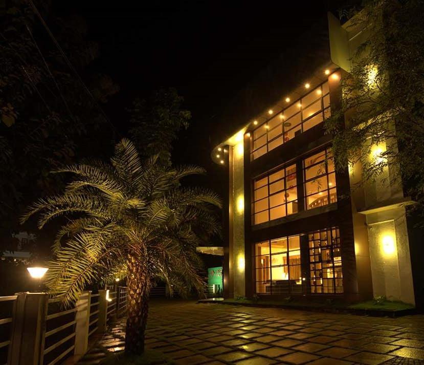 Hotel La Serene Mattannur Mattanur Экстерьер фото
